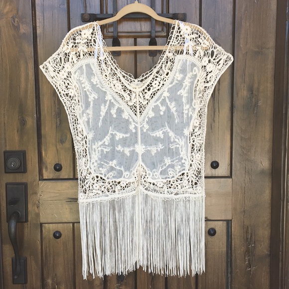 —SOLD—Iris Boho Crochet Mesh Fringe Top S M L XL - Picture 5 of 6